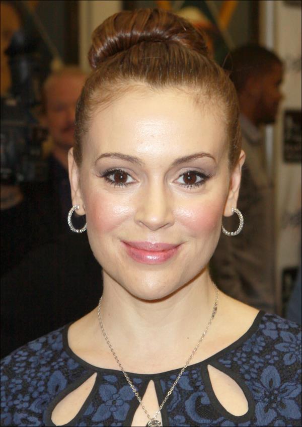 Alyssa Milano A Night Of Entertainment With Don Mattingly Hosted By George Lopez (Jan 24, 2013) 