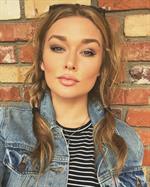 Hunter McGrady taking a selfie