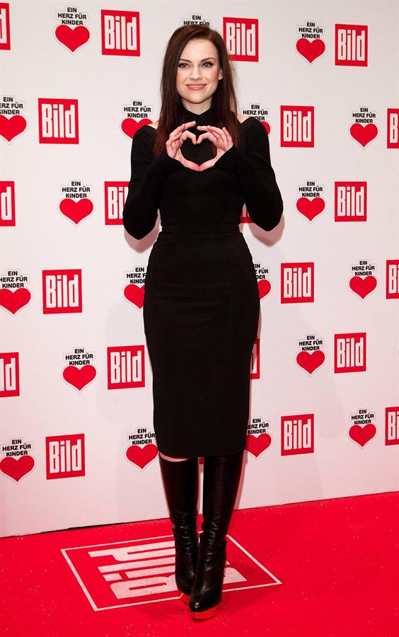 Amy Macdonald Ein Herz für Kinder Charity Gala in Berlin 15.12.12 