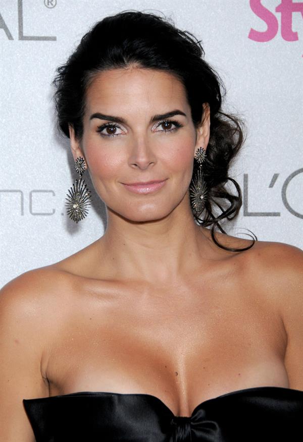 Angie Harmon at People StyleWatch Hosts a Night of Red Carpet Style on January 27, 2011