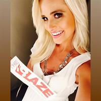 Tomi Lahren taking a selfie