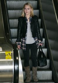 AnnaSophia Robb – at LAX Airport 1/12/13  