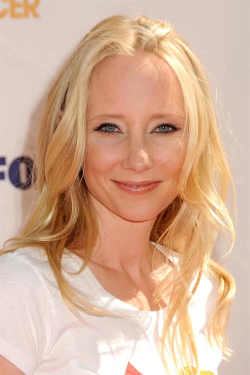 Anne Heche Stand Up to Cancer on September 10 2010 