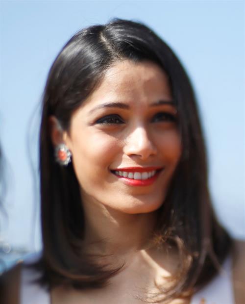 Freida Pinto