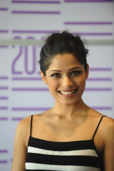 Freida Pinto