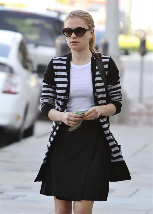 Anna Paquin at John Frieda Salon in Los Angeles on January 18, 2012