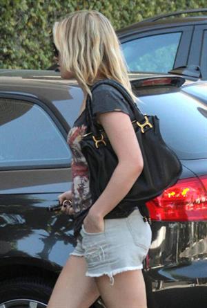 Anna Paquin at Fred Segal in Santa Monica on August 23, 2010 