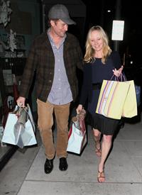 Anne Heche shops at the Paper Store in Beverly Hills on December 7, 2011 