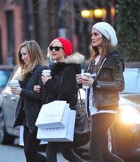 Ashlee Simpson shopping in NYC 1/6/13  