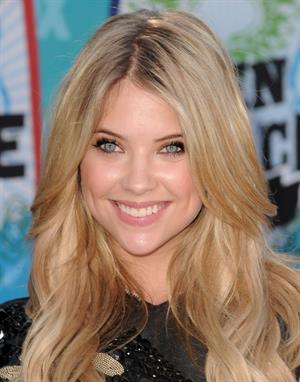 Ashley Benson attends the 2010 Teen Choice Awards at Gibson Amphitheatre on August 8 