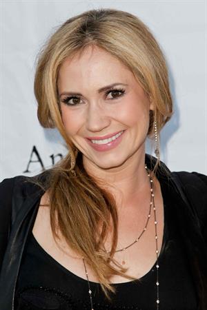 Ashley Jones  Angel's Perch  Premiere (July 13, 2013) 