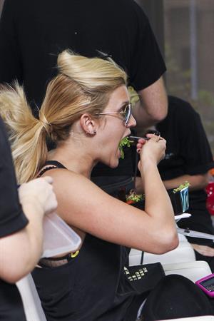 Ashley Roberts 2010 at Australian hair fashion awards pre event makeup March 29, 2010 