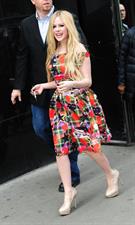 Avril Lavigne – “Good Morning America” NYC 11/5/13  