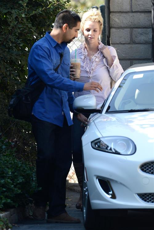 Britney Spears leaving dance studio in Sherman Oaks, on October 24, 2013