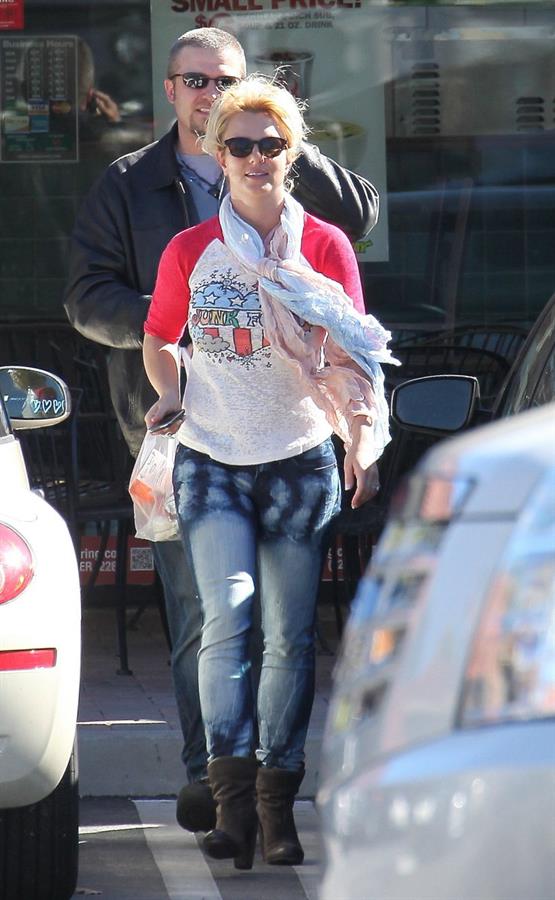 Britney Spears at a fast food restaurant in Calabasas 11/10/12 