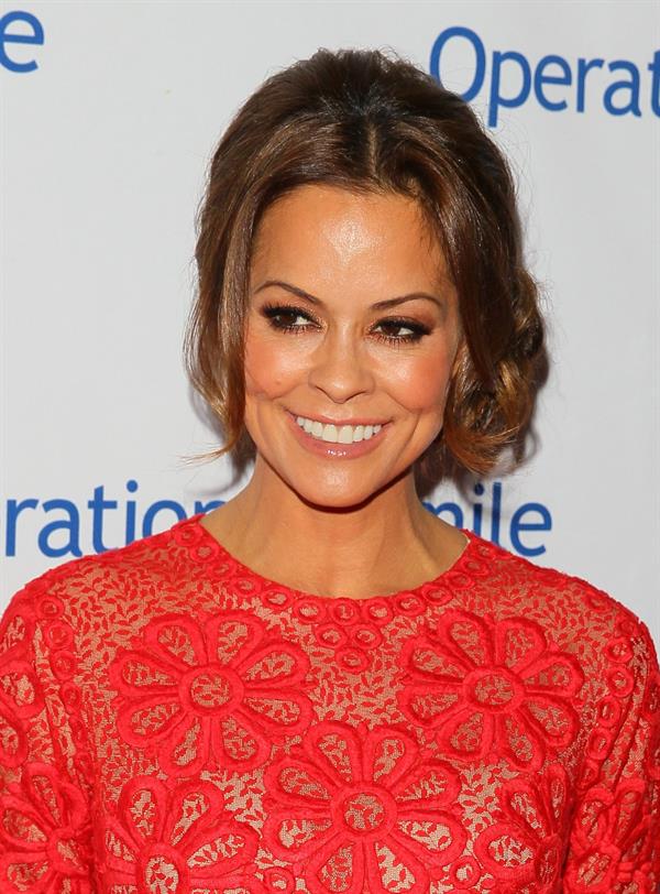 Brooke Burke-Charvet Operation Smile's 2013 Smile Gala -- Beverly Hills, Sep. 27, 2013 