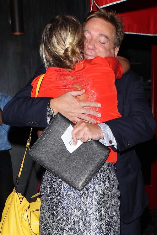 Cameron Diaz - West Hollywood, CA -Leaves Mercato di Vetro Restaurant after a business dinner with a male friend - August 8, 2012