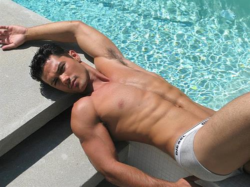 Ryan Paevey