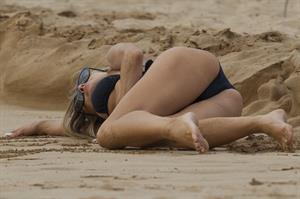Carmen Electra – beach shoot candids in Hawaii 10/3/13  