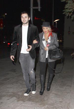 Christina Aguilera Spotted walking with Matthew Rutler in Los Angeles (November 16, 2012)
