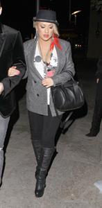 Christina Aguilera Spotted walking with Matthew Rutler in Los Angeles (November 16, 2012)