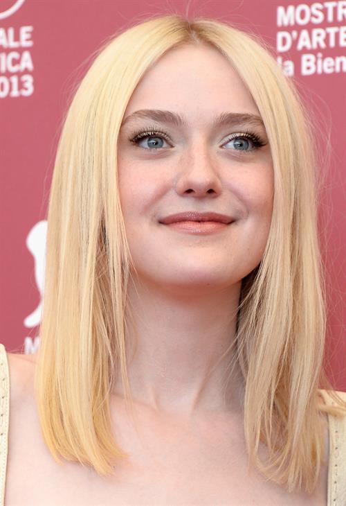 Dakota Fanning - Night Moves photocall VFF 8/31/13