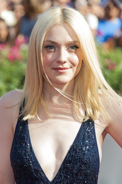 Dakota Fanning - Night Moves Premiere VFF 8/31/13