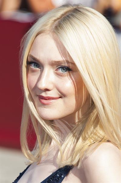 Dakota Fanning - Night Moves Premiere VFF 8/31/13