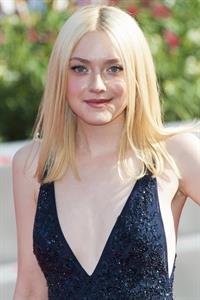 Dakota Fanning - Night Moves Premiere VFF 8/31/13