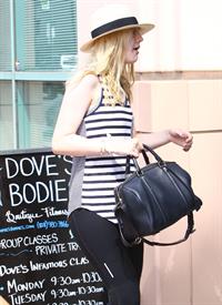 Dakota Fanning - 2012-08-17 - Leaving a dance class in Studio City