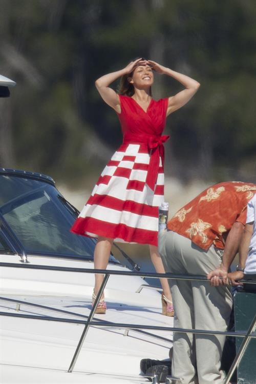 Dannii Minogue swimsuit photoshoot candids in Miami in January, 2011