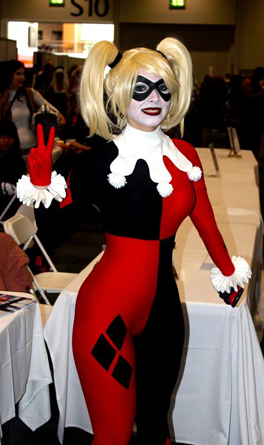 Enji Night as Harley Quinn