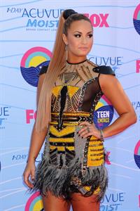 Demi Lovato - 2012 Teen Choice Awards in Universal City (July 22, 2012)