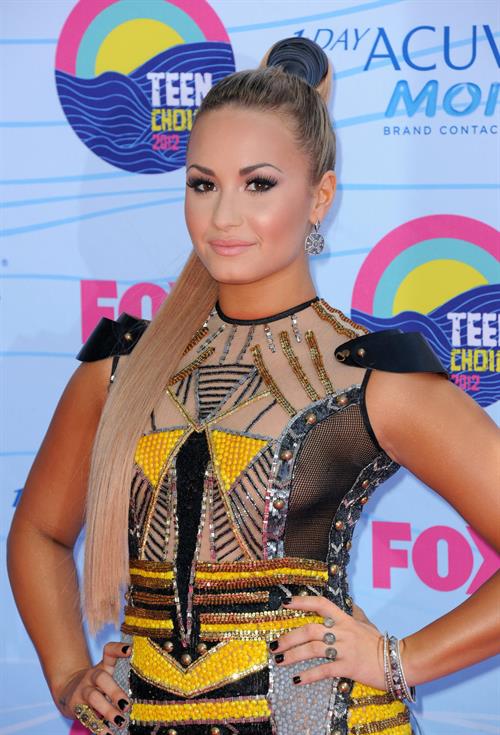 Demi Lovato - 2012 Teen Choice Awards in Universal City (July 22, 2012)