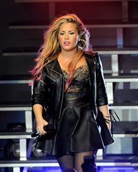 Demi Lovato - Performs LIVE at the Greek Theatre in Los Angeles (18 Jul 2012)