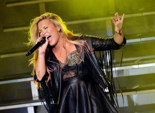 Demi Lovato - Performs LIVE at the Greek Theatre in Los Angeles (18 Jul 2012)