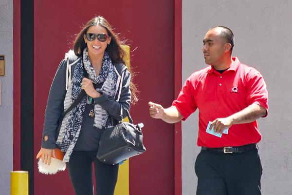 Demi Moore Leaving her pilates class after a workout in Hollywood (May 15, 2013) 