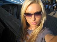 Kayden Kross taking a selfie