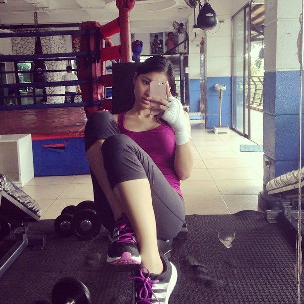 Nadine Lustre taking a selfie