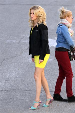 Elizabeth Banks on the set of 'Walk Of Shame' in Los Angeles 1/16/13 