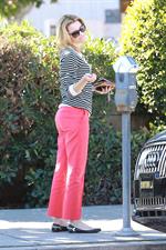 Elizabeth Banks out and about in Los Angeles 1/19/13 