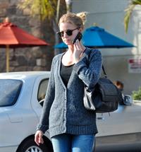 Emily VanCamp picks up some groceries at a Gelson's in LA October 6, 2012 