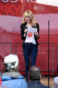 Emma Stone Revlon Run/Walk For Women in New York City - May 4, 2013 