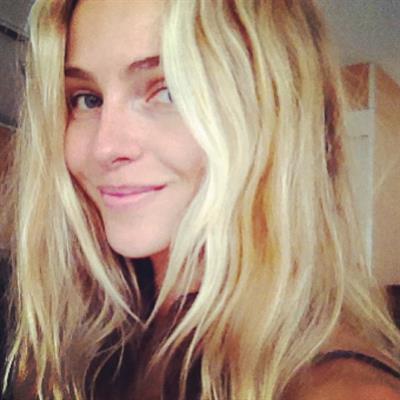 Valentina Zelyaeva taking a selfie