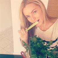 Valentina Zelyaeva taking a selfie