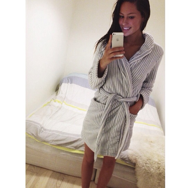 Mathilde Gøhler Selfie Pictures Mathilde Gøhler taking a selfie