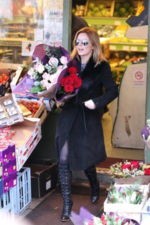 Geri Halliwell shopping for some roses in London on February 14, 2013