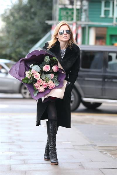 Geri Halliwell shopping for some roses in London on February 14, 2013