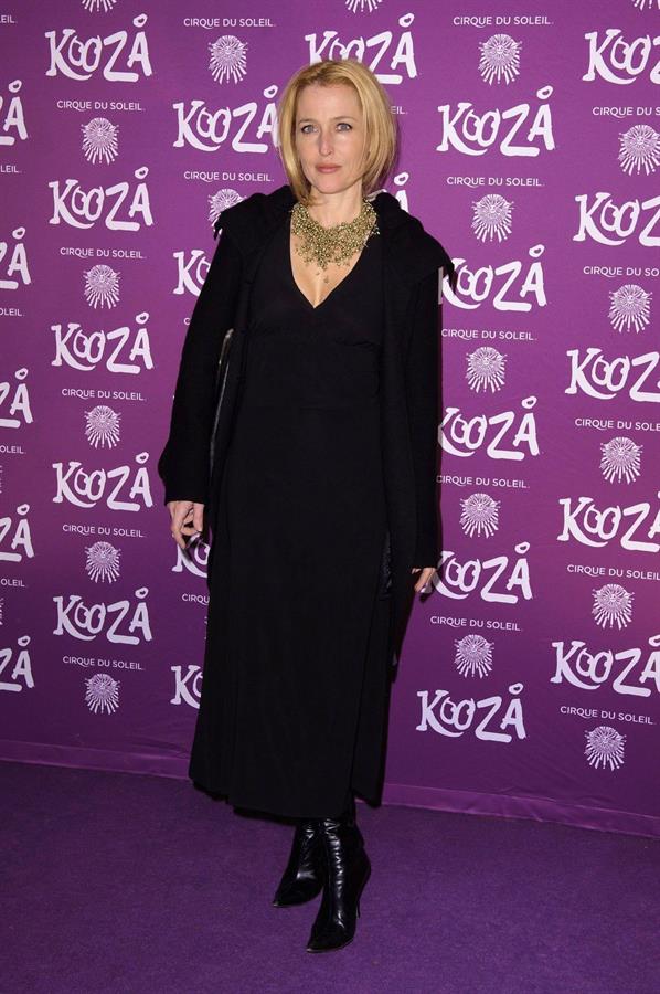 Gillian Anderson - Cirque Du Soleil's Kooza 1/8/13  