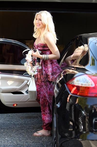 Gwen Stefani seen at a friend's house for a baby shower in Los Feliz Nov 4, 2013 